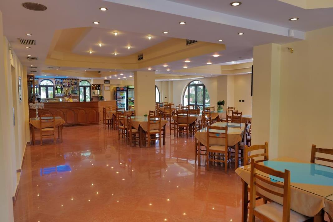 Blue Heaven Hotel Saranda Kültér fotó