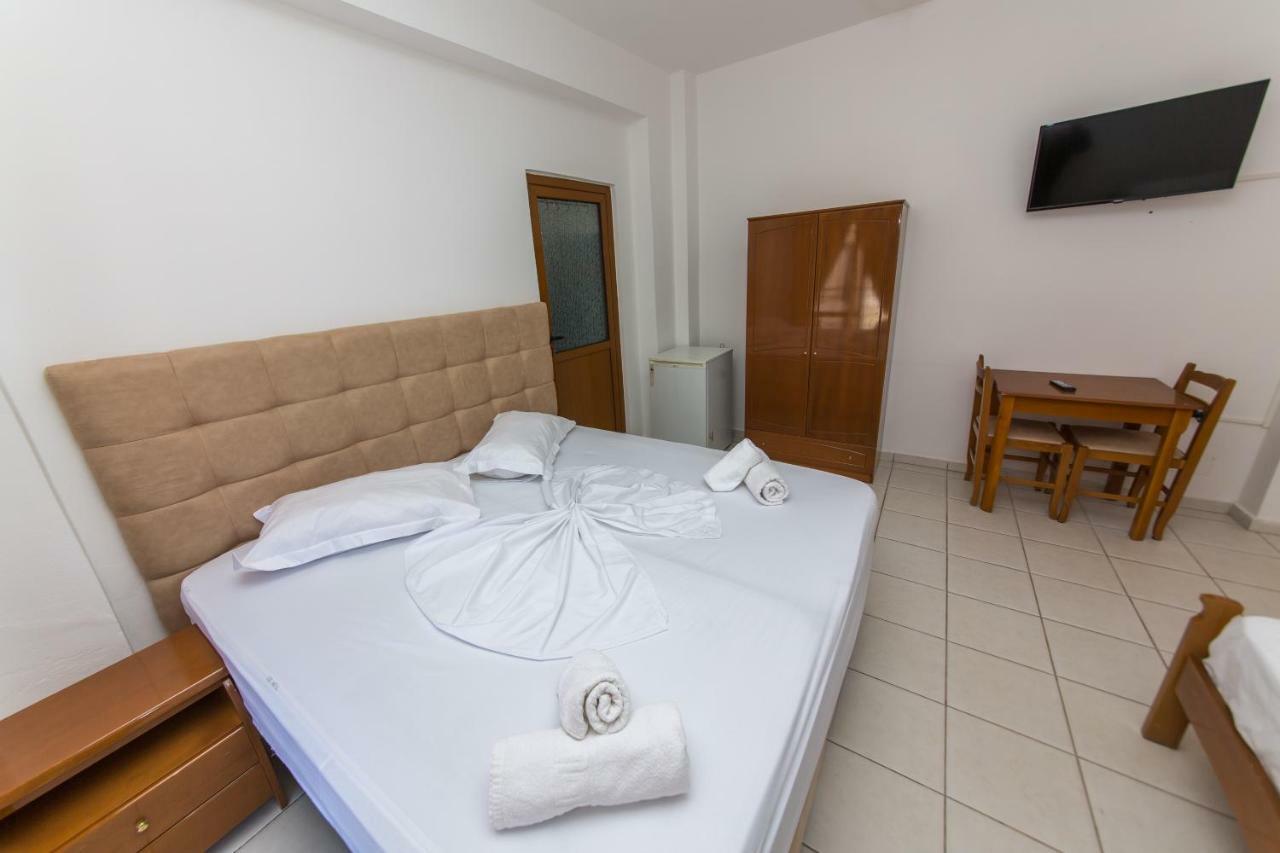 Blue Heaven Hotel Saranda Kültér fotó