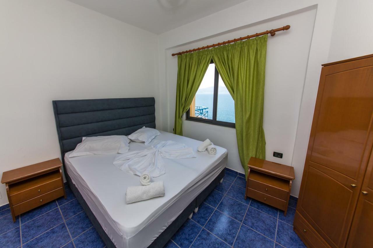 Blue Heaven Hotel Saranda Kültér fotó