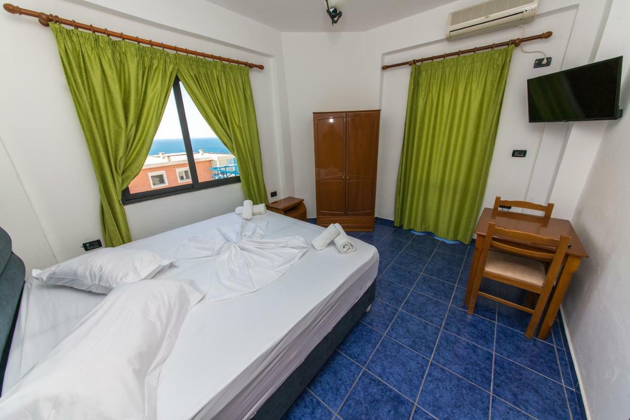 Blue Heaven Hotel Saranda Kültér fotó